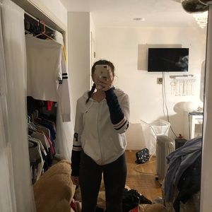 zip up pink sweatshirt